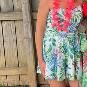 Floral Hawaiian strapless romper